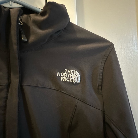 North Face Jacket - Picture 4 of 12